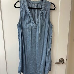 OLD NAVY WOMENS BLUE DENIM SLEEVELESS SWING DRESS WITH TASSEL STRINGS SZ L